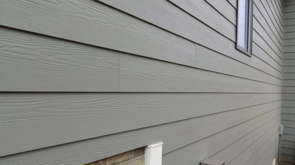 Cement Board Siding Repair in Burnsville