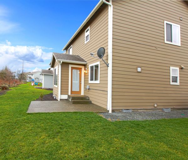 Clapboard Siding Repair in Burnsville